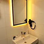 Loft Park - Airport 10 Minute Hotel Arnavutkoy