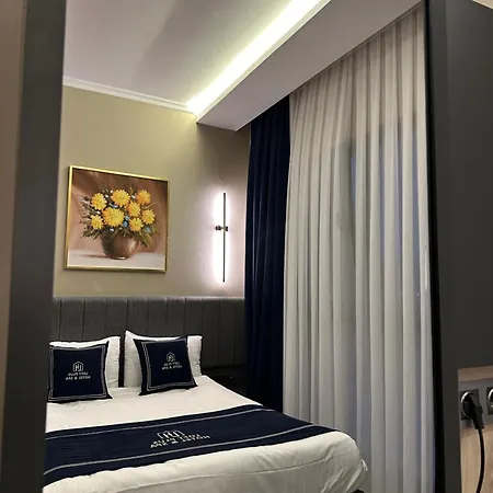 Park & Private Transportation Istanbul Airport-by Loft Hotel