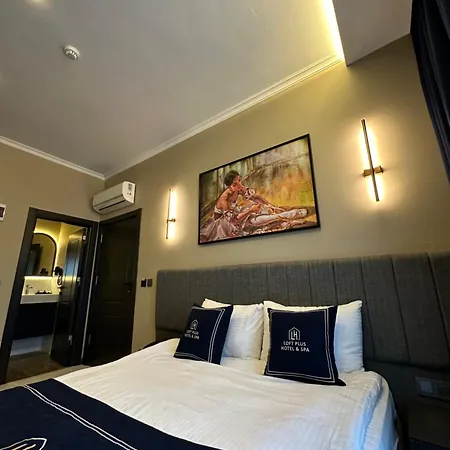 Hotel Park & Private Transportation Istanbul Airport-by Loft 3*