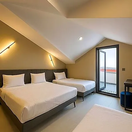 فندق Loft Park - Airport 10 Minute Arnavutkoy